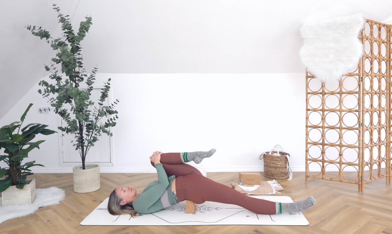 SOULFUL PSOAS STRETCH