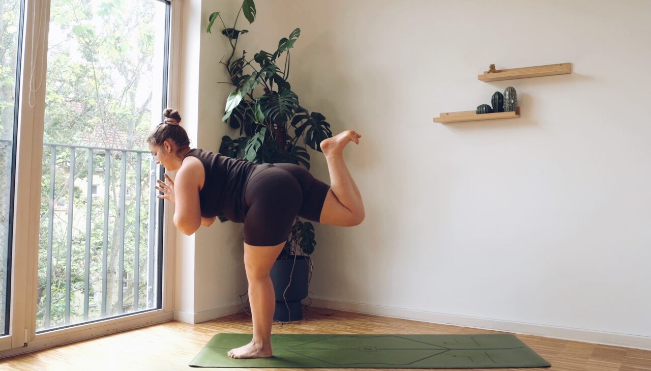 STRENGTH FROM EARTH WITH LENA