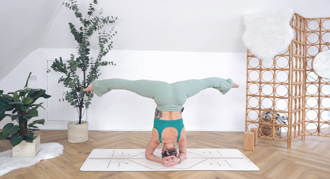 YOGANUARY 10.0, DAY 25: BREAK FREE OF FEAR